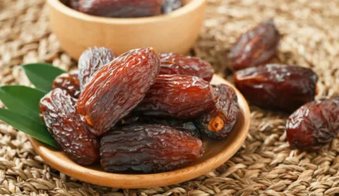 تصویر 1 از خرما کبکاب خشک با بسته بندی لوکس و بهداشتی